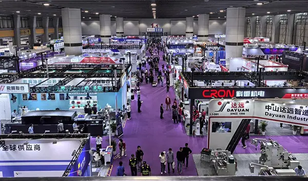 湘西州印协组团参加“第31届华南国际印刷展 标签展”(图1) 湘西州印协组团参加“第31届华南国际印刷展 标签展”(图1)